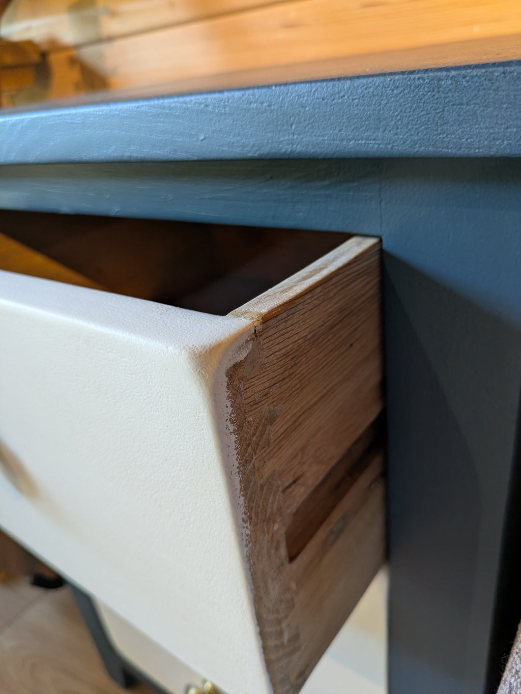 Bedside table